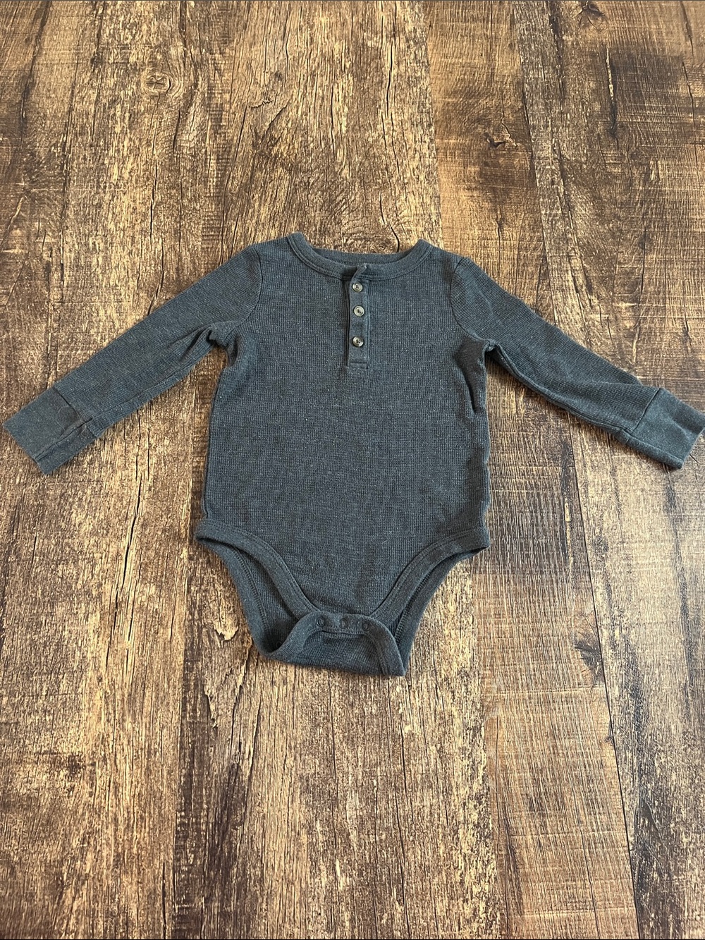 Cat & Jack Charcoal Gray Long-Sleeve Henley Baby Bodysuit
